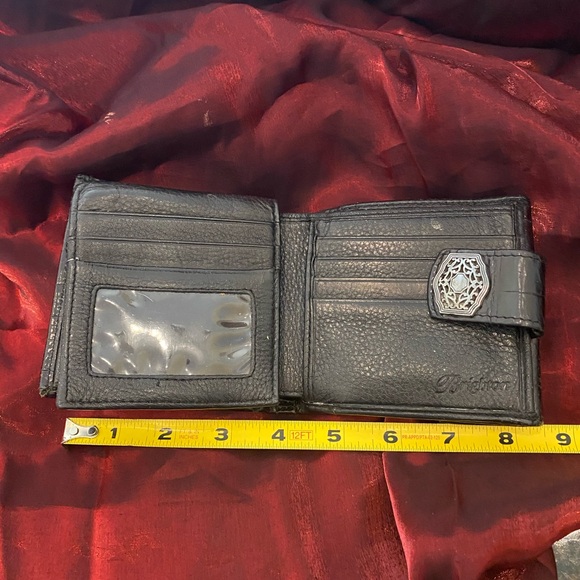 Brighton Wallet - Picture 5 of 9